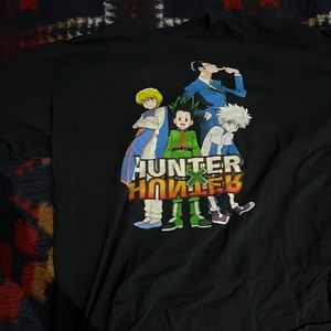 Large hot topic hunter x hunter graphic t-shirt